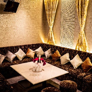 ラグジュアリーラウンジ 9月1日(土) : 写真