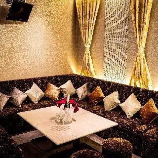 ラグジュアリーラウンジ2月12日(木) : 写真