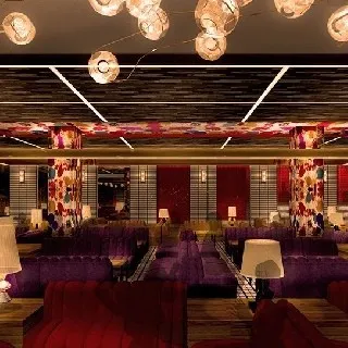 【JIS 梅田】世界最上級の相席BAR : 写真