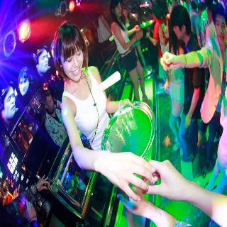 東京 マハラジャ六本木 金曜日 : 写真