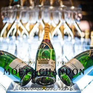 ラグジュアリーラウンジ9月5日(土) : 写真