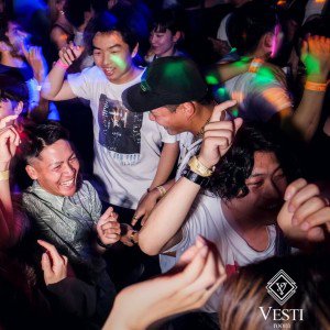 岡山 クラブ ベスティルーム 祝前日 : 写真