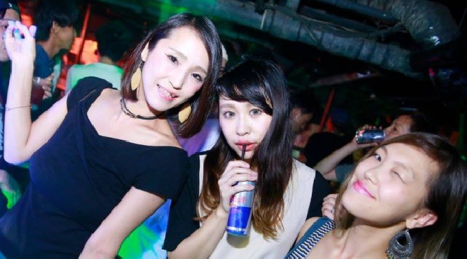 8/24 club ammona アンモナ ONE MORE DRINK 水曜日