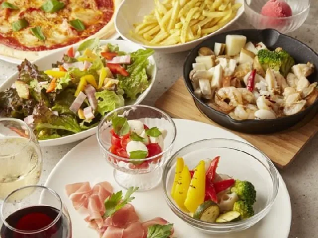 ◇豪華特製牛ハラミステーキ付◇LITTSパーティープラン！3H飲み放題＆料理9品付　4,500円⇒3,980円