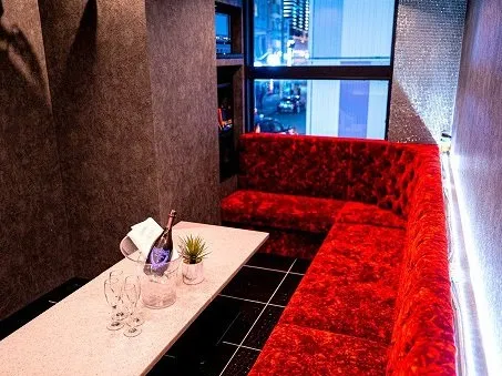 【ソファVIP席orVIP個室確約！】2.5H飲み放題＆料理8品付パーティープラン4500円→4000円