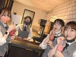 【キッチン】大人気ダイニングバー◎金土祝前日は時給150円UP★
