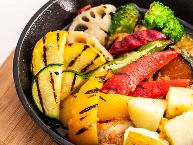 【プレミアムパーティープラン】モエシャンドンで乾杯付！3H飲み放題＆料理10品付8,500円⇒8,000円◇VIP個室orソファーVIP席確定◇