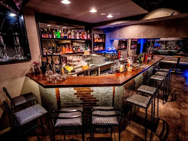 ◎オープニングスタッフ大募集！！人気の渋谷シーシャバー「OAK BAR SHIBUYA」での求人★