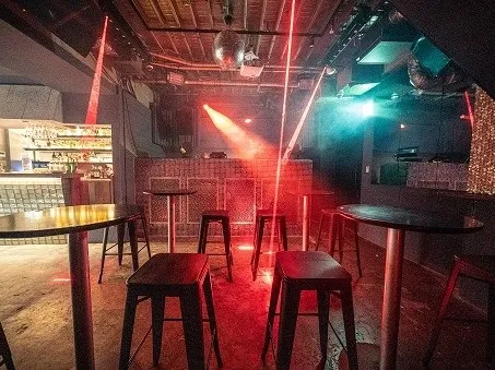【2H貸切！パーティープラン】飲み放題＆特製ブッフェ料理7品付＊4,500円⇒4,000円