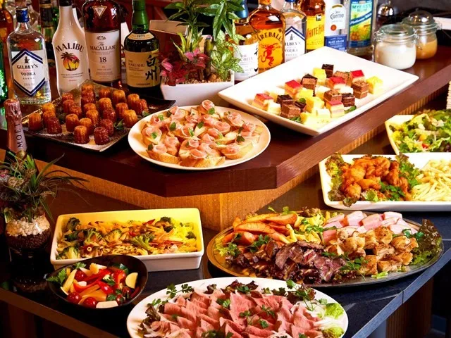 【プレミアムお店貸切プラン】モエシャンドンで乾杯付！3.5H飲み放題＆豪華特製ビュッフェ料理＊12品付8,500円⇒8,000円 カラオケ＆ダーツ付