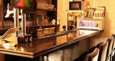 ビアポンバーPonPon ポンポン渋谷 : 【カウンター席】お一人様でも大歓迎です
