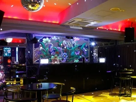 [Ａ][Ｐ]大型ＭＵＳＩＣクラブのホール・バーテンダー