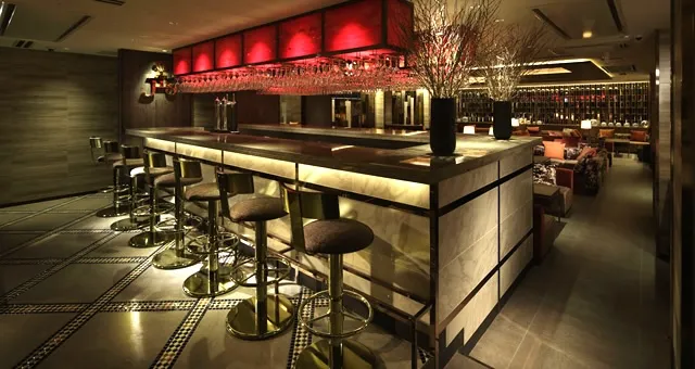 JIS 松山 - MATSUYAMA  相席BAR : JIS松山は総座席数200席！日本最大級の相席BAR！