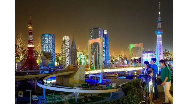 ⼦どもたちの“ワクワク”は最⾼潮！ レゴランドⓇで過ごすクリスマスの夜が、家族みんなへのプレゼント 『クリスマス・ナイト』2⽇間限定開催　LEGOLAND Japan合同会社