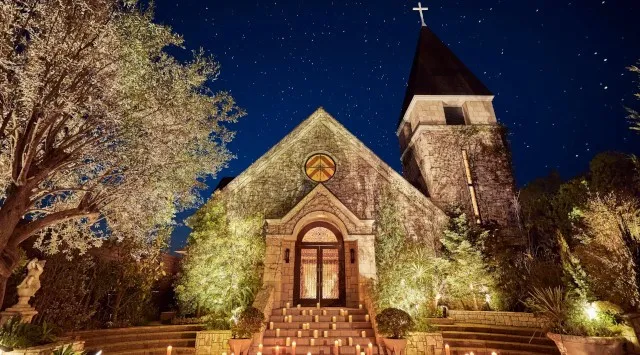 光と歌声に包まれる幻想的なクリスマスイベントを開催　大切な方と過ごす、TAKAMI BRIDALが贈る心温まる冬のひととき　TAKAMI HOLDINGS株式会社