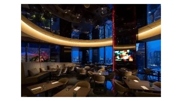 JAM17 DINING & BAR｜DJ＆テーブルマジックで盛り上がる！新宿・歌舞伎町のカウントダウンパーティー開催— ご家族・ご友人と楽しむ、温もりあふれるシェアスタイルの新春ディナーもご用意 —