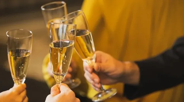 【下田プリンスホテル】2025-2026新春イベント開催　カウントダウン バルーンリリース＆打上げ花火で新年を迎え、潮騒とともに初日の出と白濱神社へ初詣！株式会社西武・プリンスホテルズワールドワイド