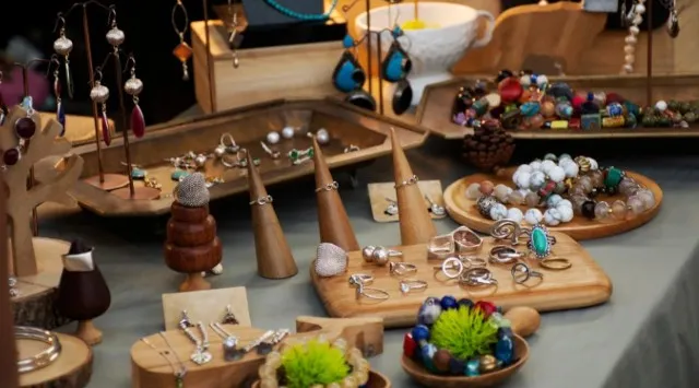 心地よい音楽、美味しい食、素敵なモノが集まるマーケット「川崎音食市」が川崎駅前で3月28日(土)・29(日)に開催！良質な古着やクラフト作家作品、こだわりのフードが集結。株式会社POZO