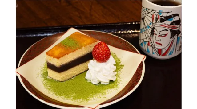 【西武園ゆうえんち】桜をイメージした紙吹雪が舞う「ブギウギ祭　桜吹雪フェス」約５００本の桜が園内をピンク色に染め上げる！期間限定！抹茶を使った春を感じるお食事が楽しめる！『西武園ゆうえんちの春』