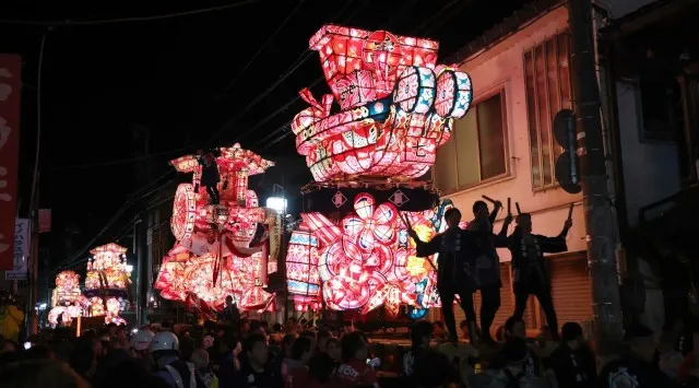 【富山県南砺市】300年の歴史が燃える「福野夜高祭」を特等席で。地元案内人と巡る「特別観覧プラン」が4月1日より販売開始　一般社団法人南砺市観光協会