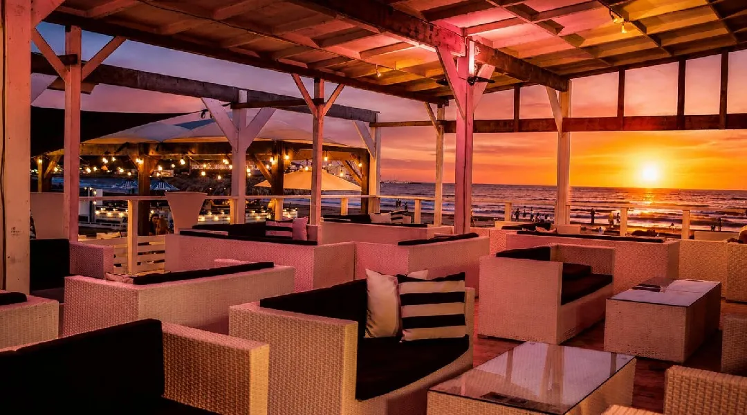 酷暑の夏は「アフター6」で楽しむ。鎌倉・由比ヶ浜「BBQ SEASIDE LOUNGE」、手ぶらBBQ＋飲み放題のセットプランが登場。