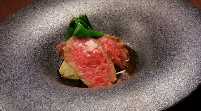 【最上級の和牛を使用】和とフレンチが融合した「和牛フレンチ」、「和牛焼肉とびうし」初の系列店「とびうし 離宮」をオープン！全室個室でゆったりとした時間の流れを感じながら味わう自慢の和風フレンチ料理