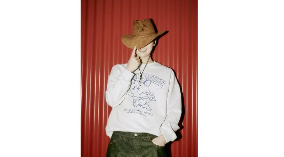 X1出身のチョ・スンヨンこと「WOODZ」と韓国ブランド「AMES WORLDWIDE」の待望コラボ商品が、アジアブランドを集約するオンラインストア「60%」で発売開始！
