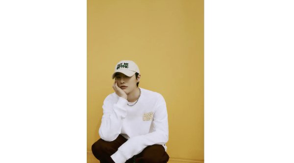 X1出身のチョ・スンヨンこと「WOODZ」と韓国ブランド「AMES WORLDWIDE」の待望コラボ商品が、アジアブランドを集約するオンラインストア「60%」で発売開始！
