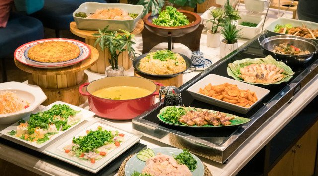 初夏のタイランチビュッフェフェアー！　新宿ランブータンでタイ王国【トムヤムクンとカオソーイの米麺(フォー、タイビーフン)ヌードルビュッフェ】6月末まで限定開催 タイ料理専門店「新宿ランブータン」