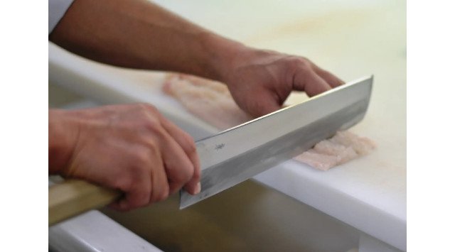 これを食べなきゃ夏じゃない！！関西の夏の風物詩「鱧（はも）」、淡路島のブランド食材“べっぴん鱧”を思う存分フルコースで。休暇村南淡路、『淡路島　はも三昧』５月２１日より提供 休暇村