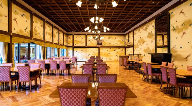 明治記念館【ビアテラス鶺鴒】5月23日(月)オープン解放感ある美しい庭園を眺めながら絶品のお料理とお酒を愉しめる 豊かな緑に包まれた明治神宮外苑の一角で静かな潤いの夕べを 明治記念館